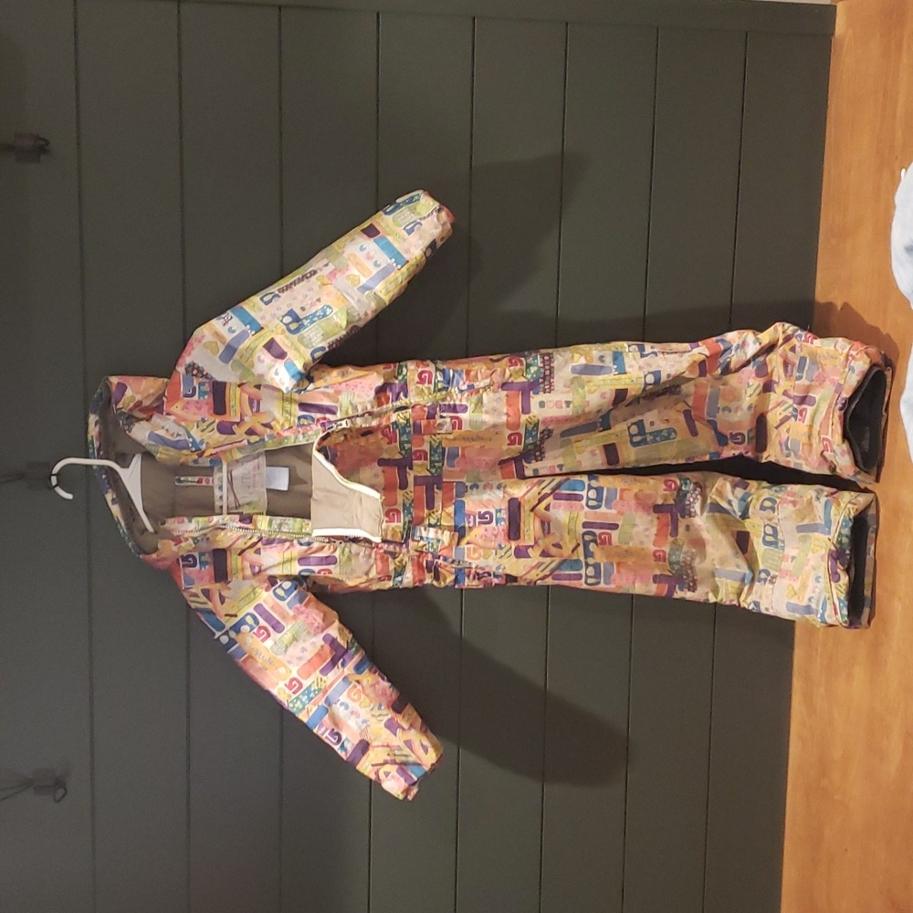 Burton kids snowsuit